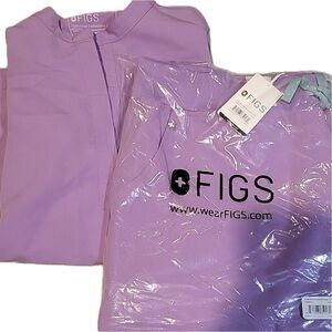 Figs Women’s Lilac Dawn Scrubs